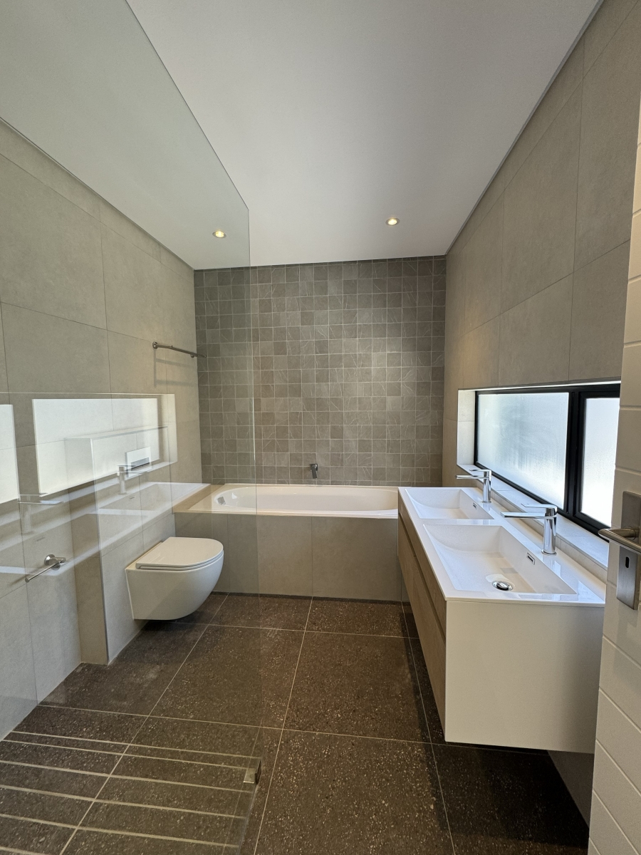 4 Bedroom Property for Sale in Sandown Western Cape